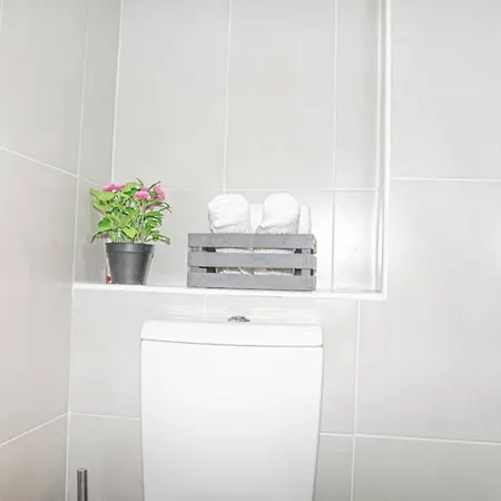 شقة Lovely Modern Flat Center *